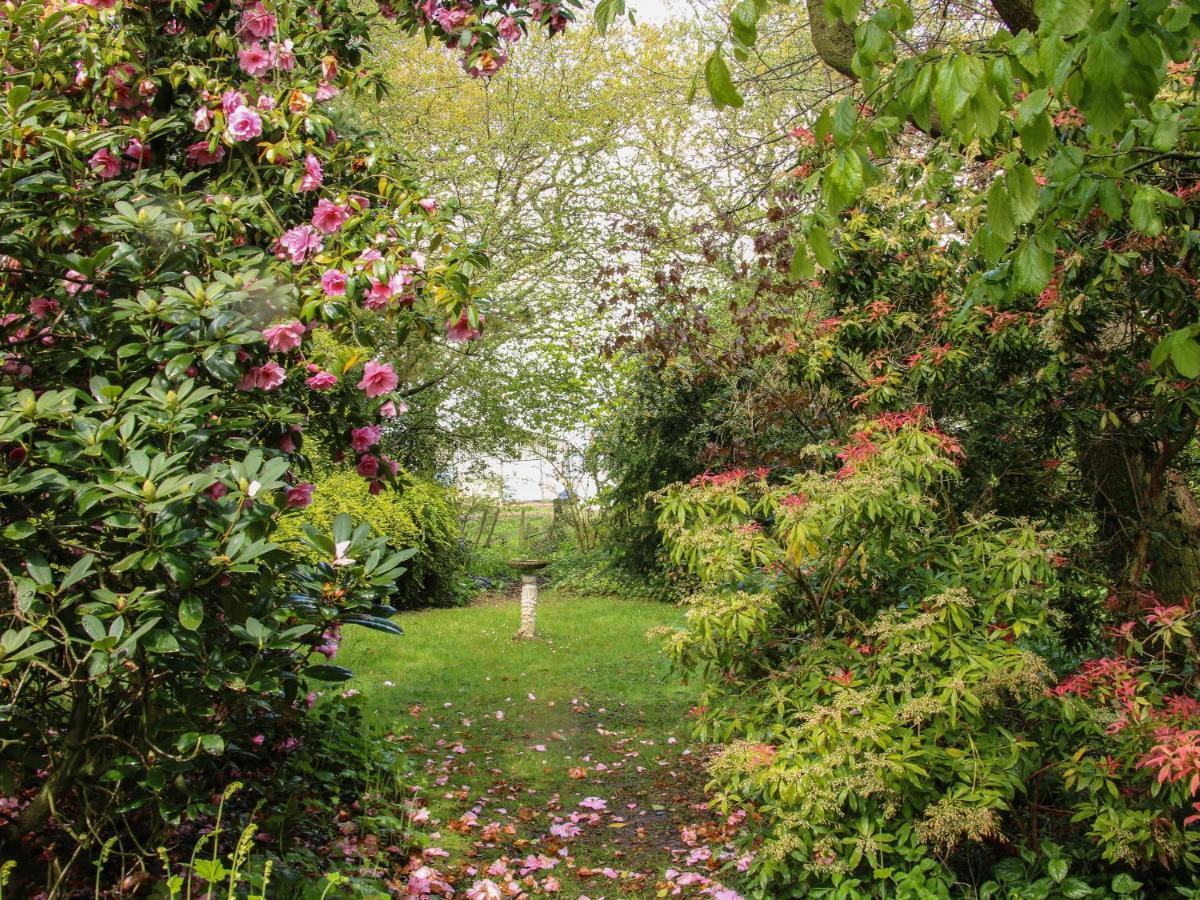 The Garden Lodge บริดจ์นอร์ท ภายนอก รูปภาพ